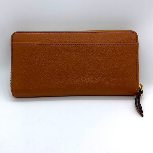 Kate Spade
Larchmont Avenue Neda Pebble Leather - Picture 2 of 7